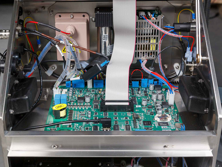 Каплеструйный принтер Hualian Machinery HL-A470