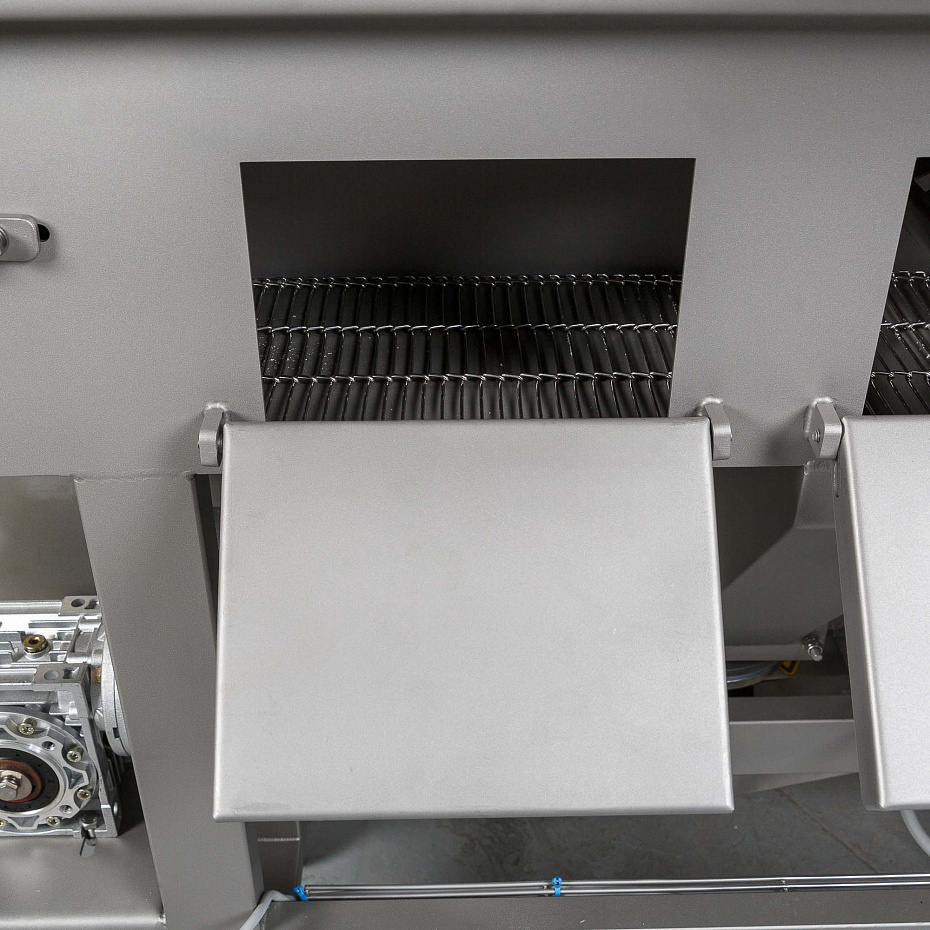 Панировочная машина Hualian Machinery SXJ200-II